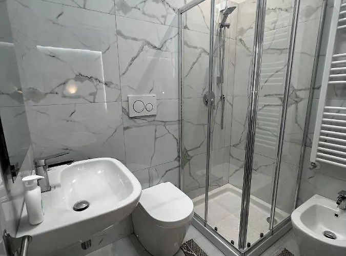 ゲストハウス Arbi Venice Station