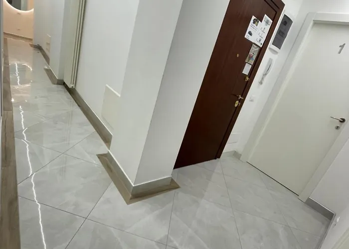 ゲストハウス Arbi Venice Station 3*