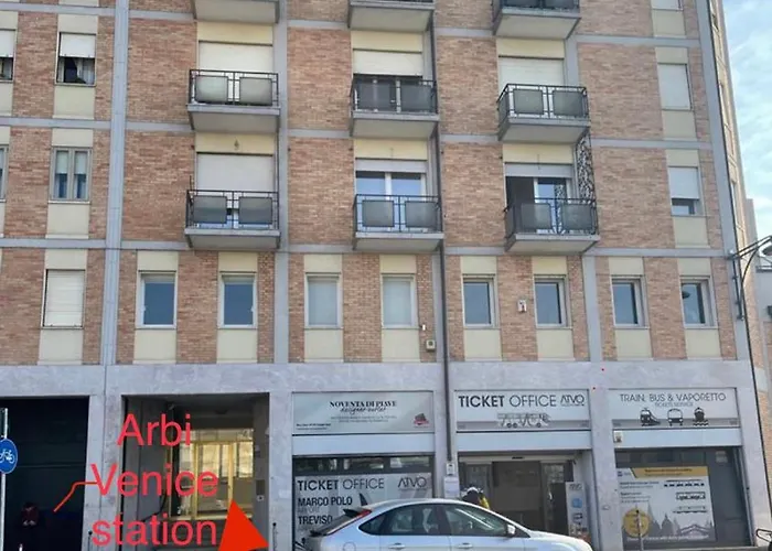 Arbi Venice Station ゲストハウス メストレ