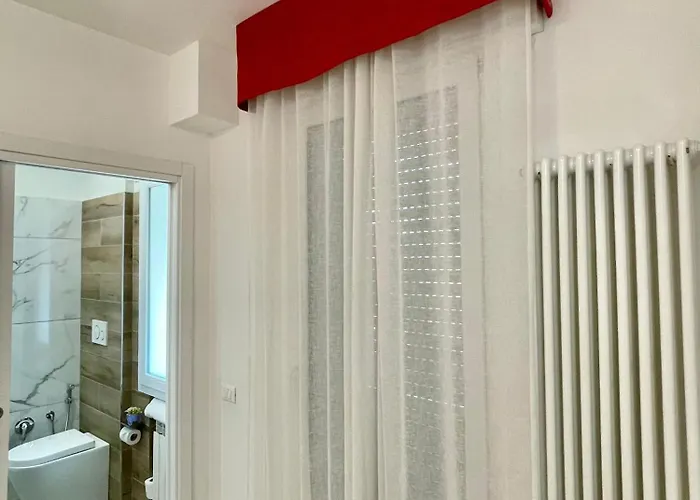 Arbi Venice Station ゲストハウス 3*