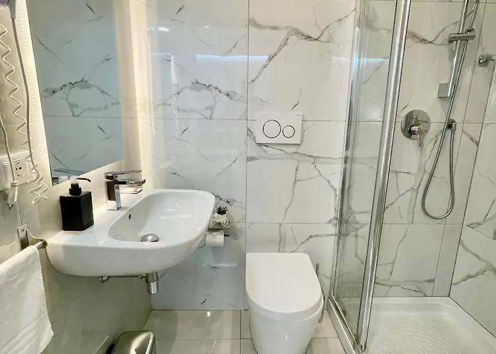 Arbi Venice Station ゲストハウス 3*