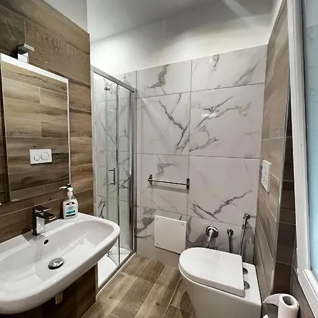 Gæstehus Arbi Venice Station 3*