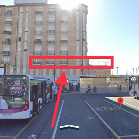 Arbi Venice Station Guest house *