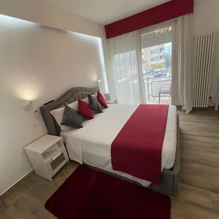 Gæstehus Arbi Venice Station 3*
